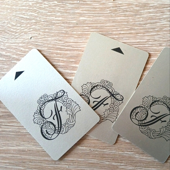 Fairmont Luxury Hotel Chain Key Card Hotel Logo Vacation Memorabilia Cursive F - Picture 2 of 3